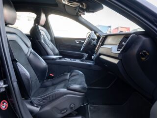 Volvo XC60 AWD R-DESIGN XENIUM 360 PANO CARPLAY 2.0 140кВ