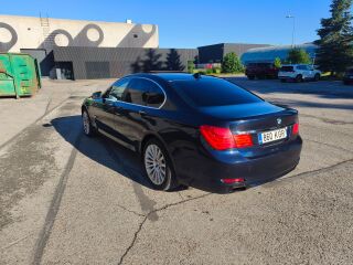 BMW 740 3.0 225kW