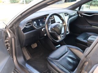 Tesla Model S 85 D 158kW