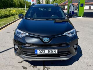 Toyota RAV4 Premium 2.5 114kW