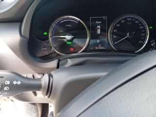 Lexus NX 300h 2.5 114kW