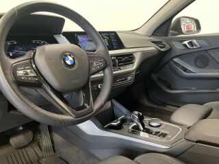 BMW 118 I 1.5 100кВ