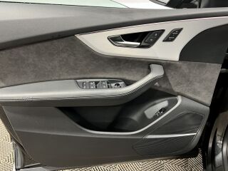 Audi Q8 S-line 50 quattro 3.0 TDI 210кВ