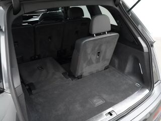 Audi Q7 S-Line 3.0 210кВ
