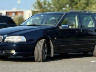 Volvo V70 R AWD 2.3 184kW