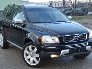 Volvo XC90 Momentum AWD Facelift EU5 2.4 TDI D5 147kW