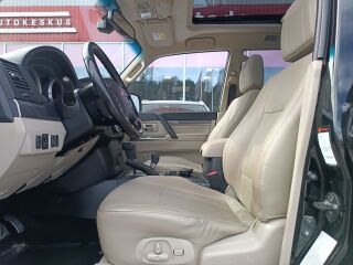 Mitsubishi Pajero Instyle Plus 4WD 3.2 DI-D 140kW