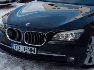 BMW 750 Li 4.4 V8 300kW