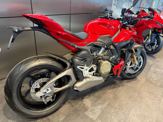 Ducati Streetfighter V4 S V4 157kW