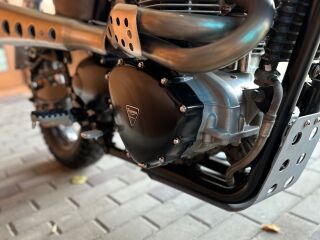 Triumph Bonneville T100 R2