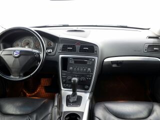 Volvo XC70 Summum Facelift ATM 2.4 D5 136кВ