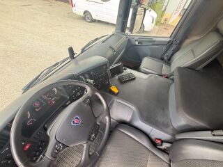 Scania P320 6X2*4 EURO6 + SIDE OPENING BOX EURO 6 9291kW