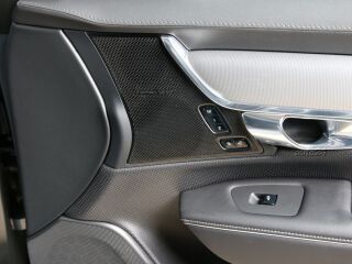 Volvo V90 PLUS DARK INTELLI SAFE PRO 2.0 B4 KERS Mild Hybrid 145kW