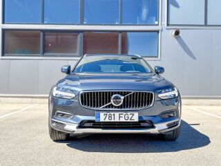 Volvo V90 Cross Country Pro Facelift 2.0 173кВ