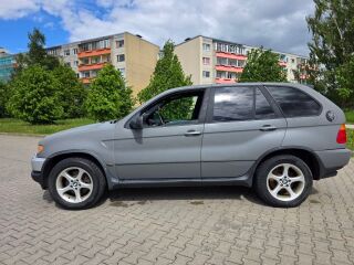 BMW X5 2.9 135kW