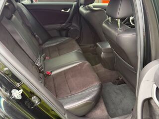 Honda Accord 2.4 148kW