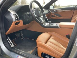 BMW M850 4.4 390kW