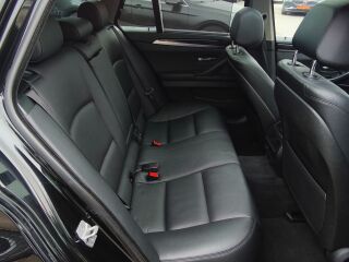 BMW 530 Touring X-DRIVE 3.0 190kW