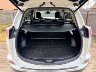 Toyota RAV4 Premium 2.0 112kW