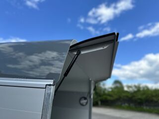Cheval Liberte Debon C300 PULLMAN 2 vedrustus ja aerodünaamiline