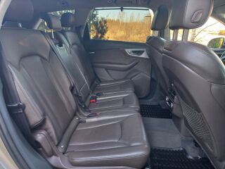 Audi Q7 Quattro 3.0 200kW