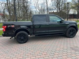 Ford F-150 STX V6 242кВ