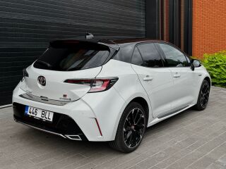 Toyota Corolla GR Sport Hybrid 2.0 112kW