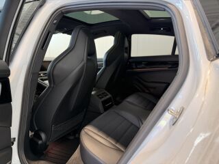 Porsche Panamera 4 E-Hybrid Sport-Chrono PDK 2.9 346kW