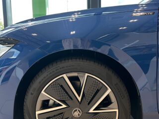 Skoda Superb HB Sportline 2.0 TSI 150кВ