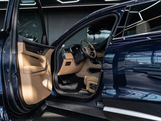 Jaguar F-Pace SE 250PS AWD 2.0 184кВ