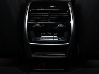 BMW X7 xDrive40D 3.0 250kW