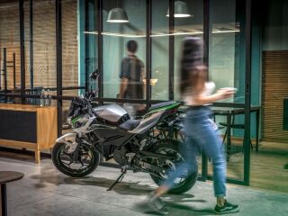 Kawasaki Z e-1 5kW