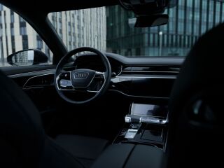 Audi A8 60 e-tron Quattro 3.0 V6 250 kW/60 kW TFSI OVC-HEV 250kW