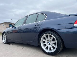 BMW 745 President Lux 4.4 V8 245kW