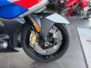 BMW K 1600 GT R6 118kW