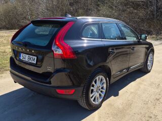 Volvo XC60 Summum AWD 2.4 120кВ