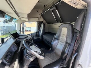 Volvo FH 500 6X2 EURO6 + BDF 20Ft 375kW
