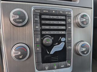Volvo V60 2.4 158kW