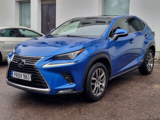 Lexus NX 300h AWD / Executive 2.5 114kW