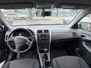 Toyota Corolla Linea Sol 1.6 91kW