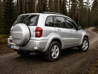 Toyota RAV4 Elegance Facelift 2.0 110kW