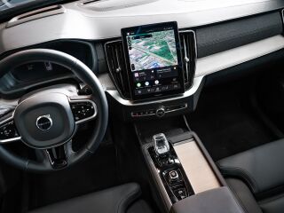 Volvo XC90 AWD 2.0 T8 228кВ