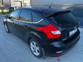Ford Focus 1.0 74кВ