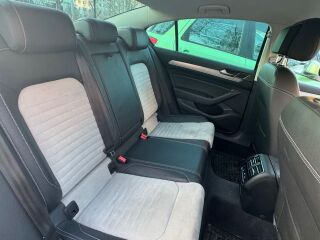 Volkswagen Passat Highline 1.8 132kW