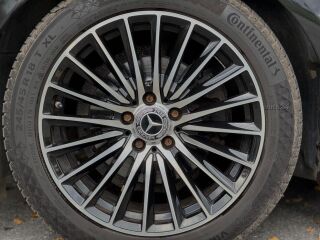Mercedes-Benz E 220 2.0 R4 143kW