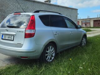 Hyundai i30 CW 2.0 103kW