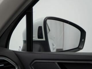 Volkswagen Tiguan Elegance eHybrid 1.4 180кВ