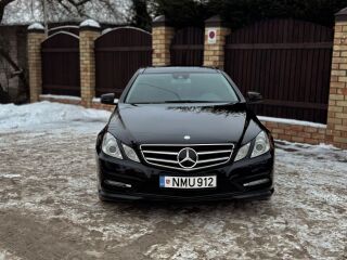 Mercedes-Benz E 550 4.7 V8 300kW