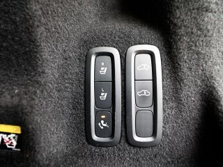 Volvo XC60 Inscription T8 Recharge AWD Plug In Hybrid 2.0 288kW