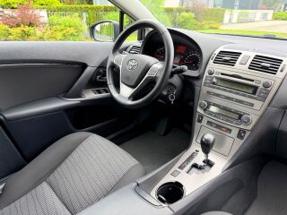 Toyota Avensis Linea Sol Style 2.0 Valvematic 112kW